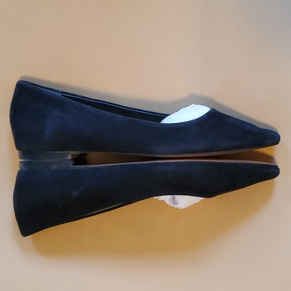 Banana Republic Suede Flats, Size 6 - Picture 7 of 14